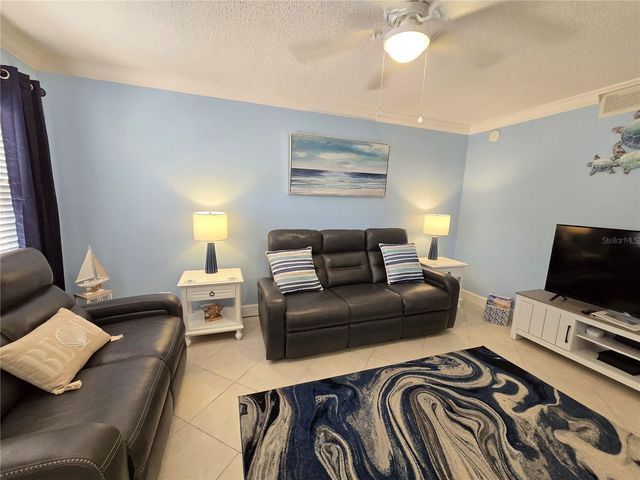 525 73RD AVENUE 2, St Pete Beach, FL 33706