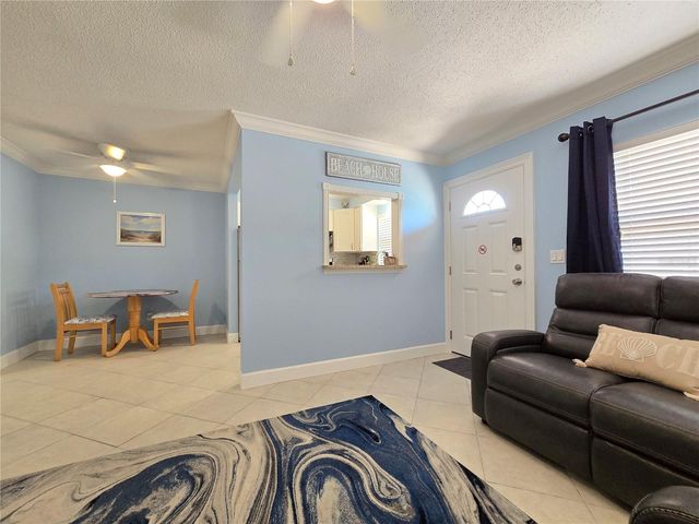 525 73RD AVENUE 2, St Pete Beach, FL 33706