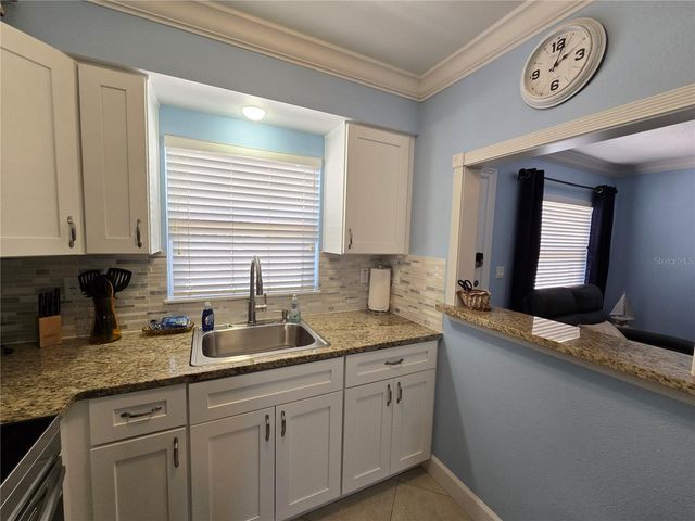 525 73RD AVENUE 2, St Pete Beach, FL 33706