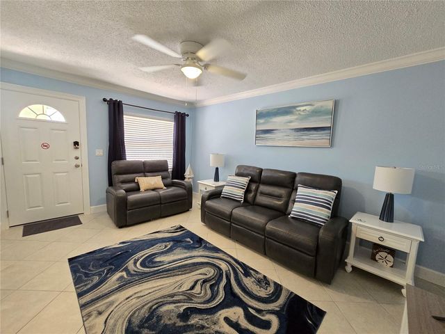 525 73RD AVENUE 2, St Pete Beach, FL 33706