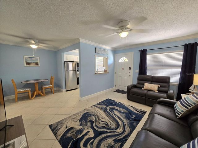 525 73RD AVENUE 2, St Pete Beach, FL 33706