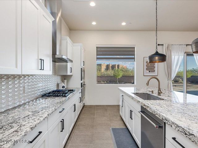 455 N Heritage Point Place, Sahuarita, AZ 85629