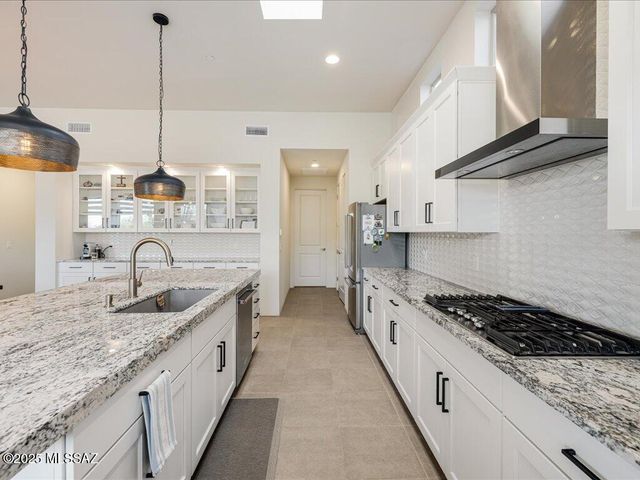 455 N Heritage Point Place, Sahuarita, AZ 85629