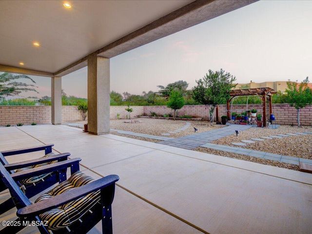 455 N Heritage Point Place, Sahuarita, AZ 85629