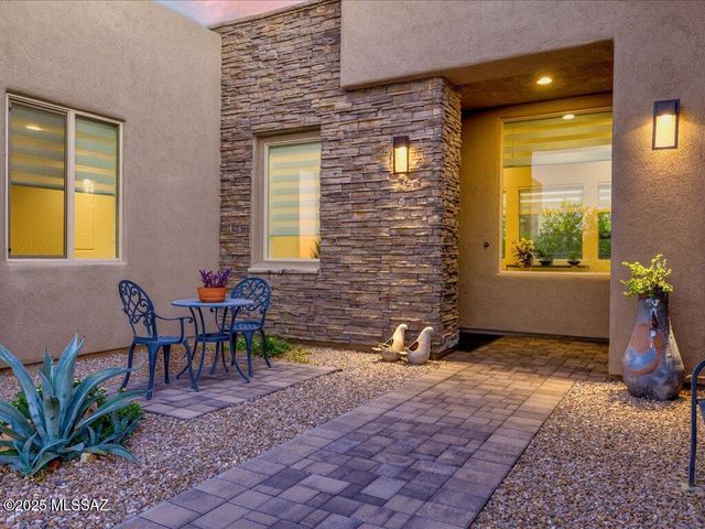 455 N Heritage Point Place, Sahuarita, AZ 85629