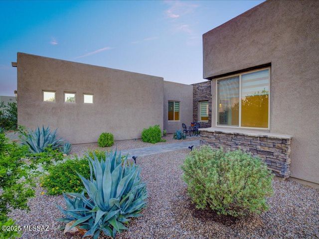 455 N Heritage Point Place, Sahuarita, AZ 85629