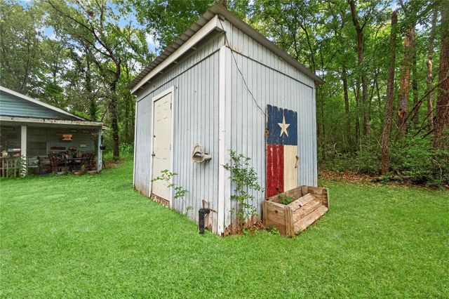 137 Lero Lane, Livingston, TX 77351