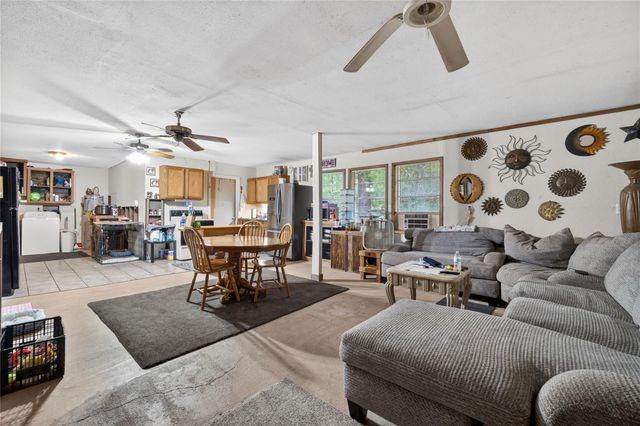 137 Lero Lane, Livingston, TX 77351