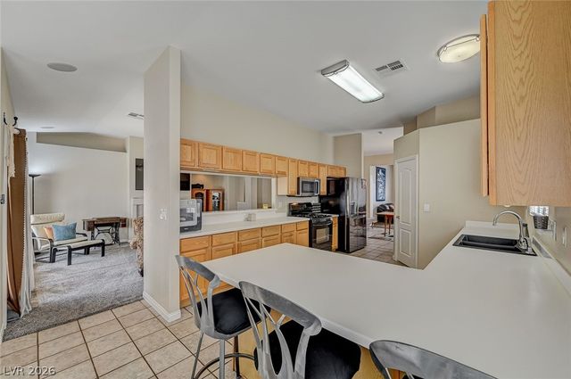 1221 Blazing Sand Street, Las Vegas, NV 89110