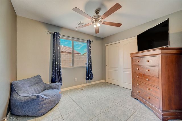 1221 Blazing Sand Street, Las Vegas, NV 89110