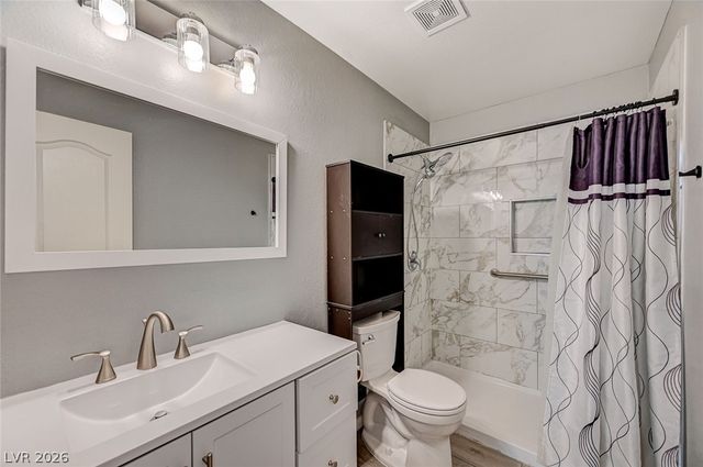 1221 Blazing Sand Street, Las Vegas, NV 89110