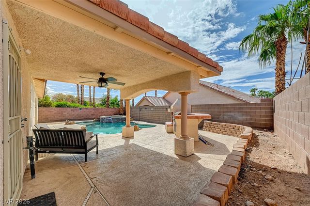 1221 Blazing Sand Street, Las Vegas, NV 89110