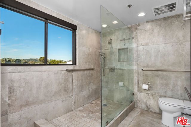 10660 Wilshire Boulevard 804, Los Angeles, CA 90024