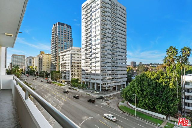 10660 Wilshire Boulevard 804, Los Angeles, CA 90024