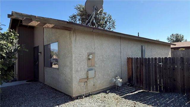 1835 Pueblo, Hemet, CA 92545
