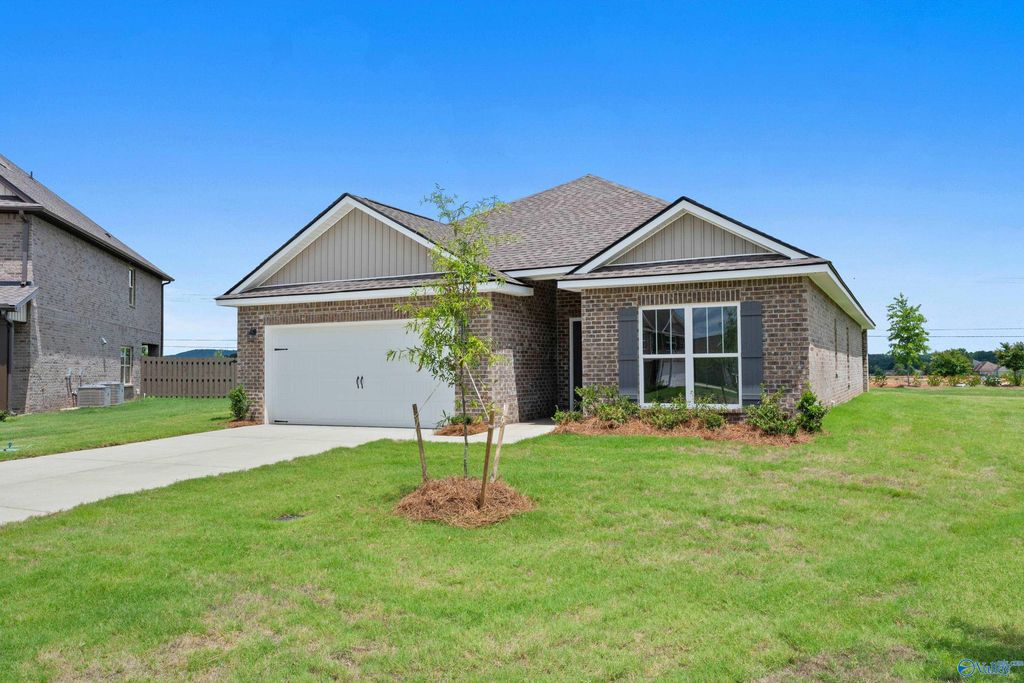 14071 Hazel Meadow Drive, Athens, AL 35611