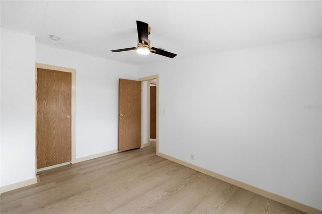 8726 N MEADOWVIEW CIR, Tampa, FL 33625