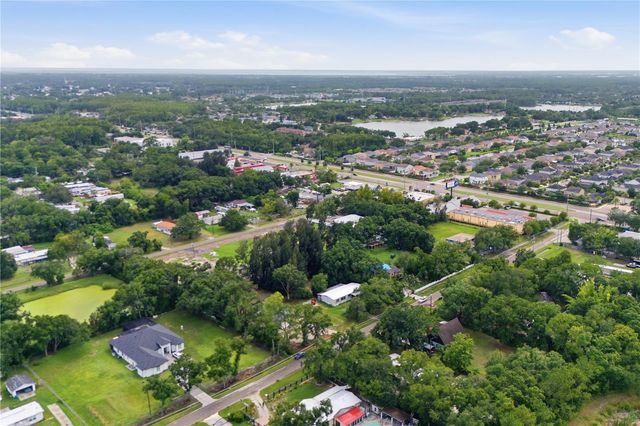 8726 N MEADOWVIEW CIR, Tampa, FL 33625
