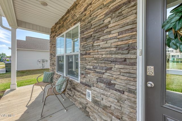 5581 Wildlife Circle, Piney Flats, TN 37686