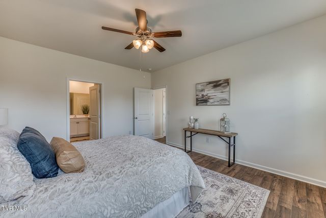 5581 Wildlife Circle, Piney Flats, TN 37686