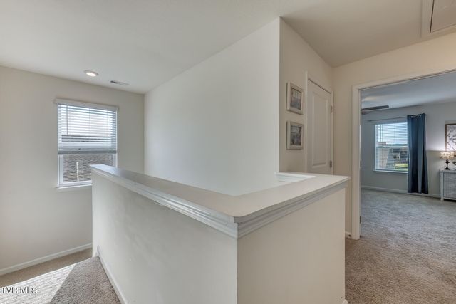 5581 Wildlife Circle, Piney Flats, TN 37686