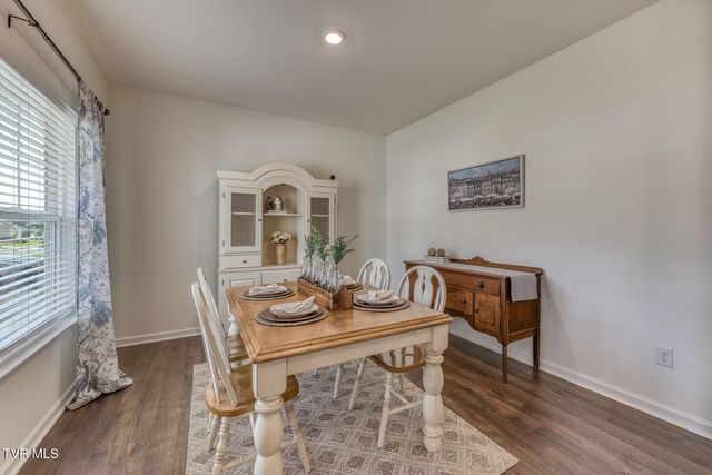 5581 Wildlife Circle, Piney Flats, TN 37686