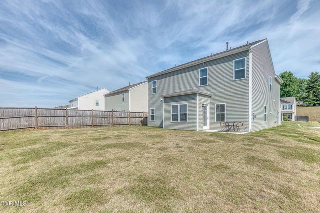 5581 Wildlife Circle, Piney Flats, TN 37686