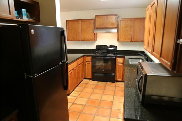 4 Deerfield DR D, Wimberley, TX 78676