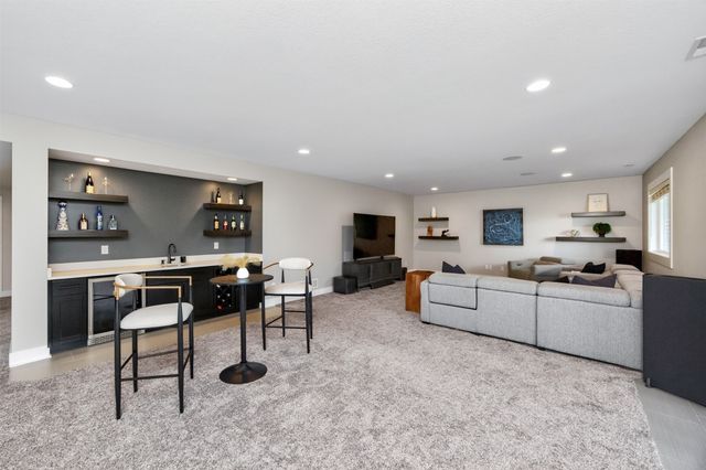 2012 NE Park Drive, Grimes, IA 50111