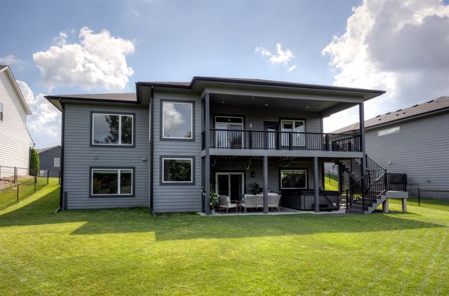 2012 NE Park Drive, Grimes, IA 50111