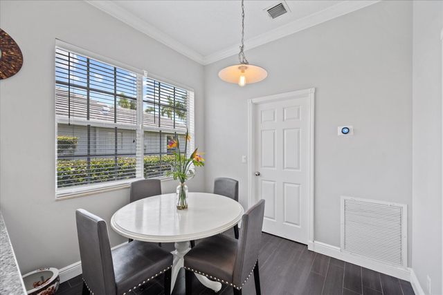 2573 Country Golf Drive, Wellington, FL 33414
