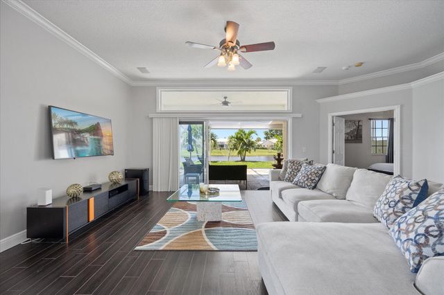 2573 Country Golf Drive, Wellington, FL 33414