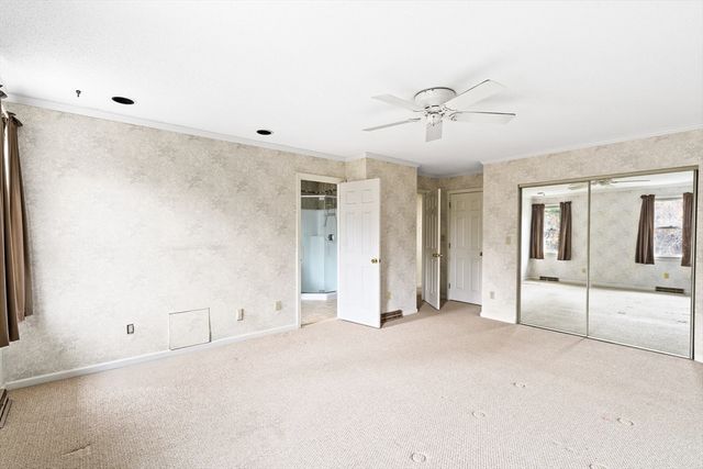 7 Castle Hill Rd G, Agawam, MA 01001