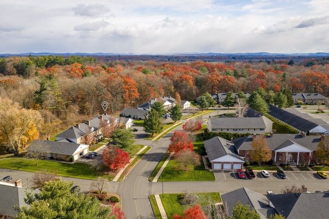 7 Castle Hill Rd G, Agawam, MA 01001