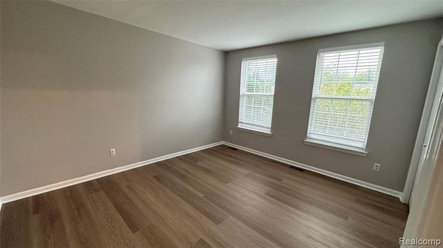 216 Biltmore, Troy, MI 48084