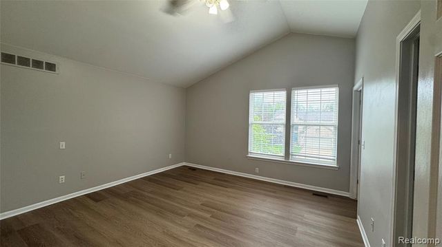 216 Biltmore, Troy, MI 48084