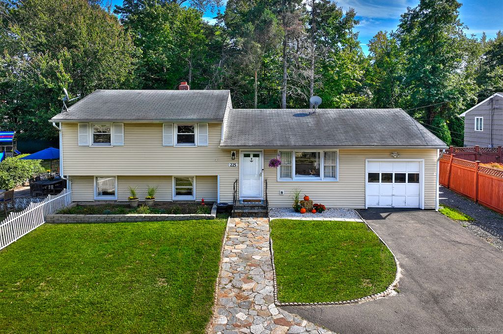 225 Papermill Lane, Fairfield, CT 06824