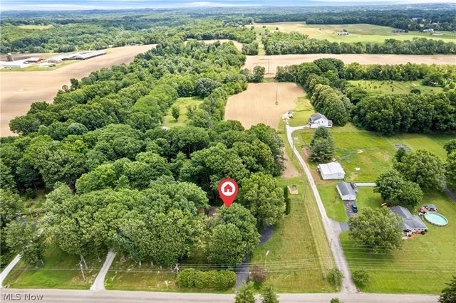 2560 Kenyon Avenue NW, Massillon, OH 44647
