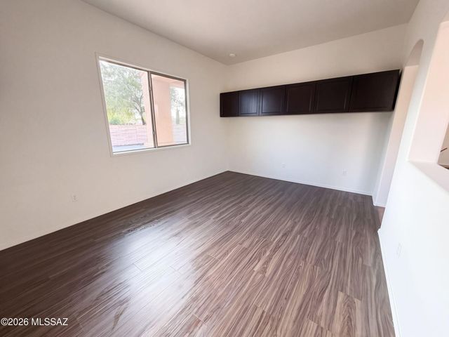 7030 W Fallen Sun Court, Tucson, AZ 85743