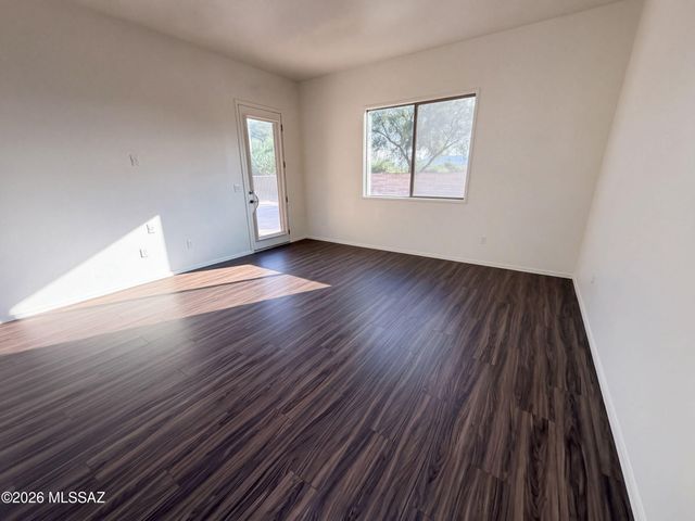 7030 W Fallen Sun Court, Tucson, AZ 85743