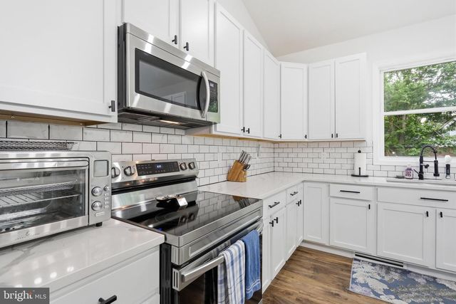 195 STILL MEADOW DR, Martinsburg, WV 25405