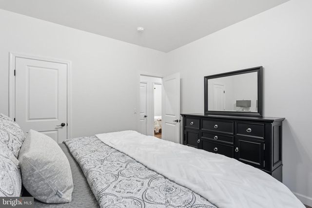 195 STILL MEADOW DR, Martinsburg, WV 25405