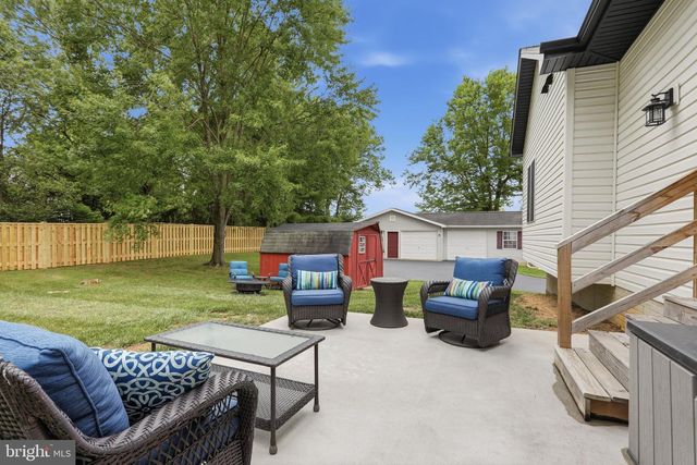 195 STILL MEADOW DR, Martinsburg, WV 25405