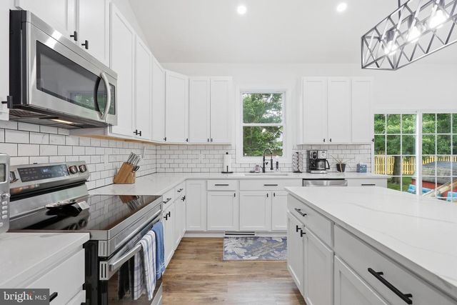 195 STILL MEADOW DR, Martinsburg, WV 25405