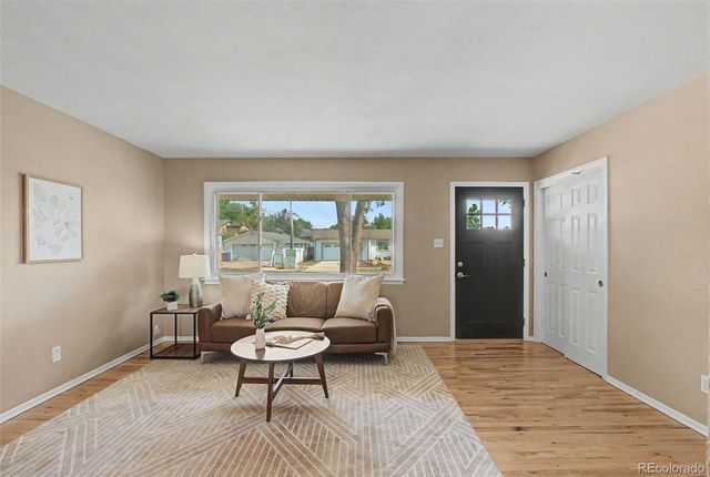 3811 Dixon Way, Colorado Springs, CO 80909