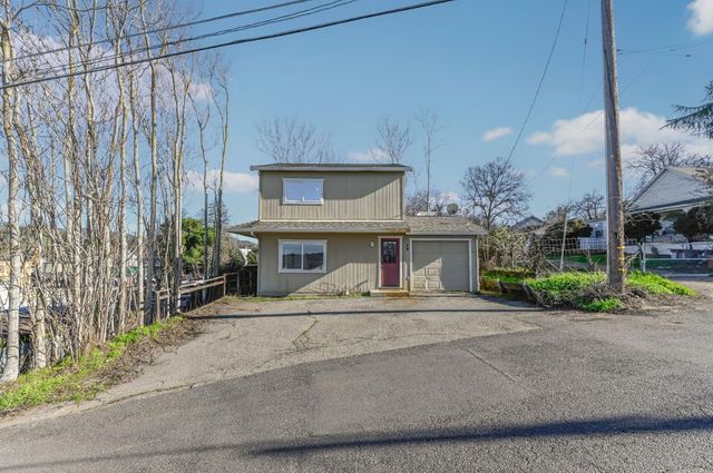 49 Gatewood Ave, San Andreas, CA 95249