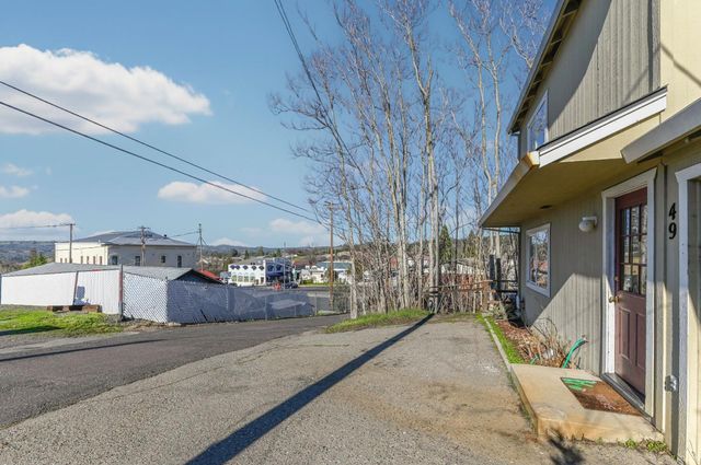 49 Gatewood Ave, San Andreas, CA 95249