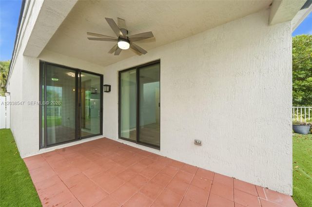 3384 NW 5th St, Pompano Beach, FL 33069
