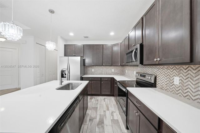 3384 NW 5th St, Pompano Beach, FL 33069
