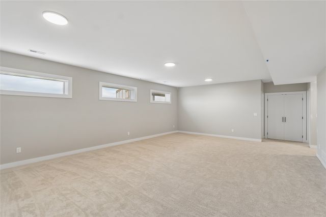 4661 177th Street, Urbandale, IA 50323